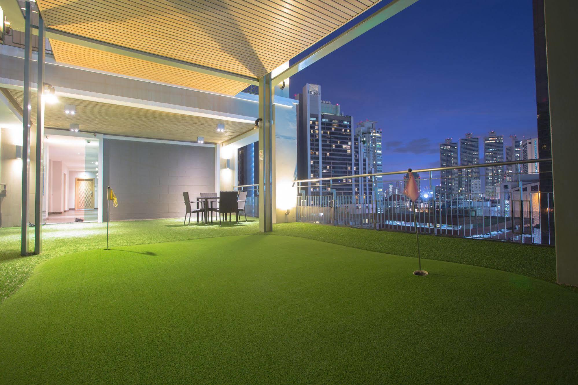 V Residence Bangkok Banguecoque Exterior foto